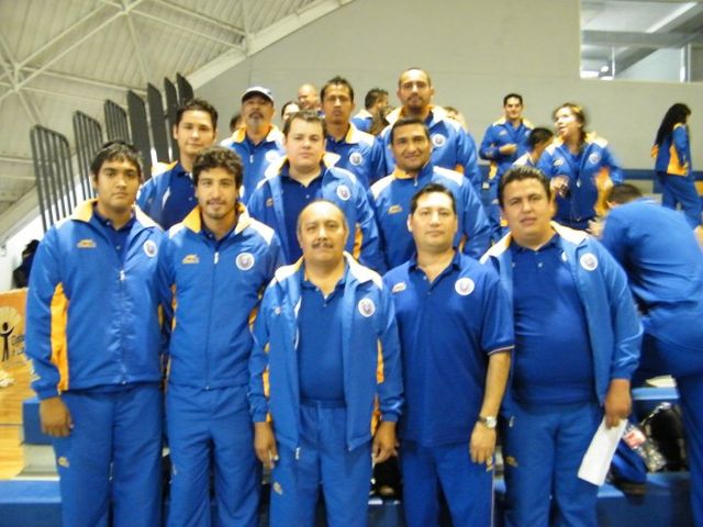 Cuerpo Medico de la UANL para las Universiadas.
Medicos, Podologos, Trainer